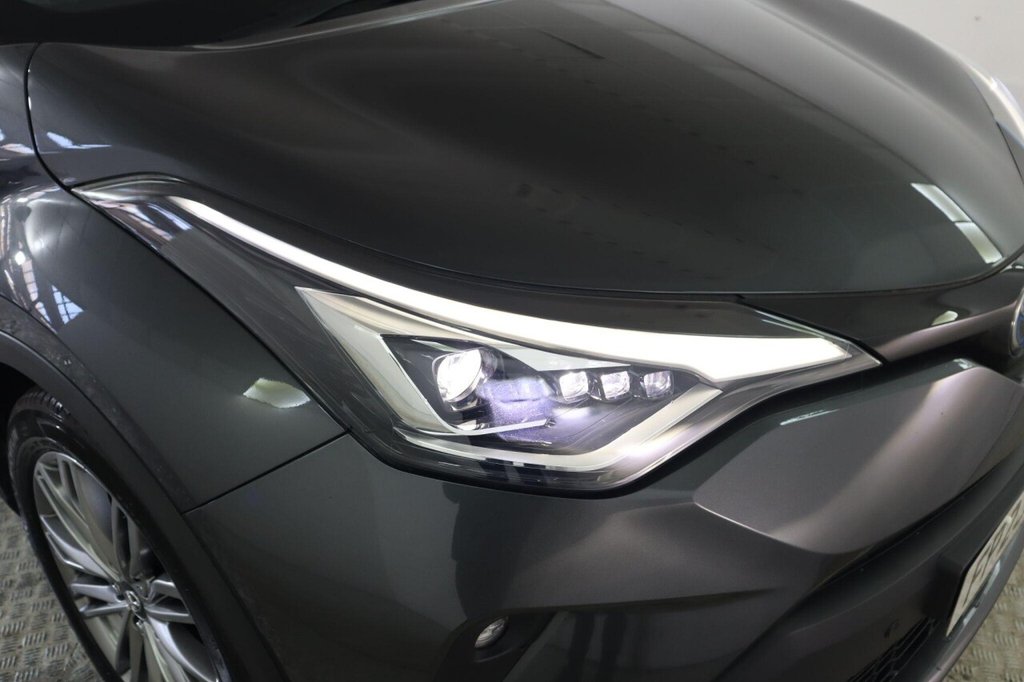 Used Toyota C-HR 2023 for sale - 78145337: Photo 45