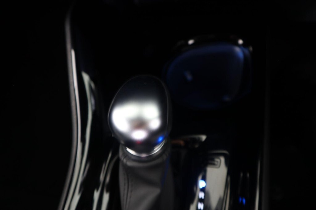 Used Toyota C-HR 2023 for sale - 78145337: Photo 48