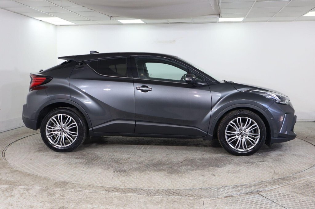 Used Toyota C-HR 2023 for sale - 78145337: Photo 9