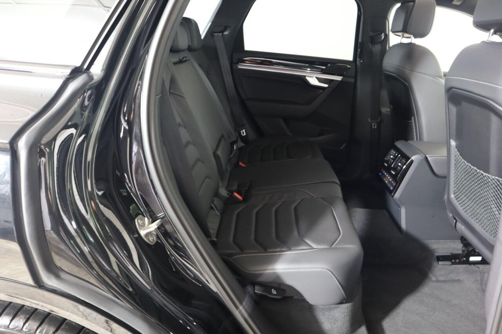 Used Volkswagen Touareg 2023 for sale - 77250267: Photo 13