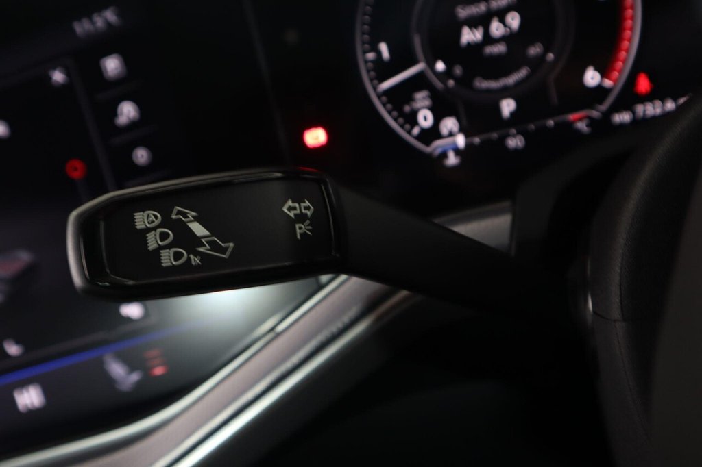 Used Volkswagen Touareg 2023 for sale - 77250267: Photo 19