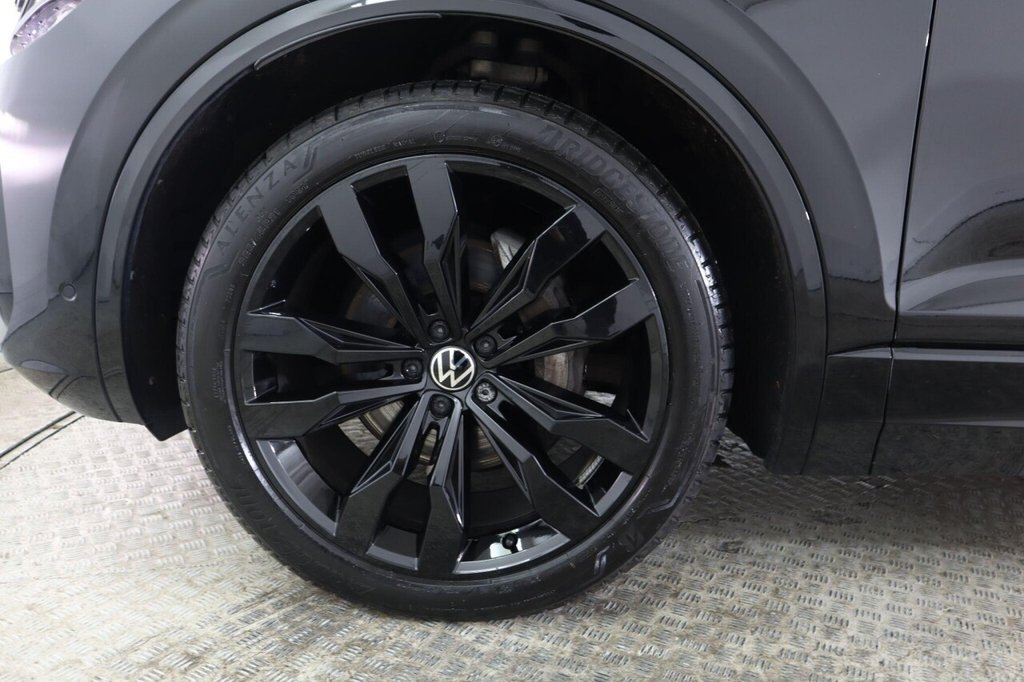 Used Volkswagen Touareg 2023 for sale - 77250267: Photo 32