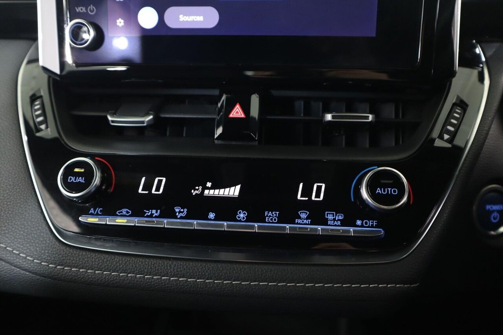 Used Toyota Corolla 2022 for sale - 76768728: Photo 35