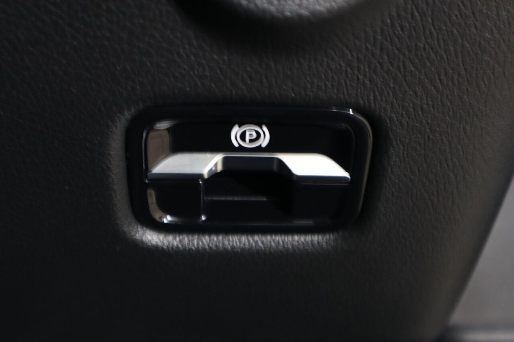 Used Mercedes-Benz C Class 2022 for sale - 77157786: Photo 24