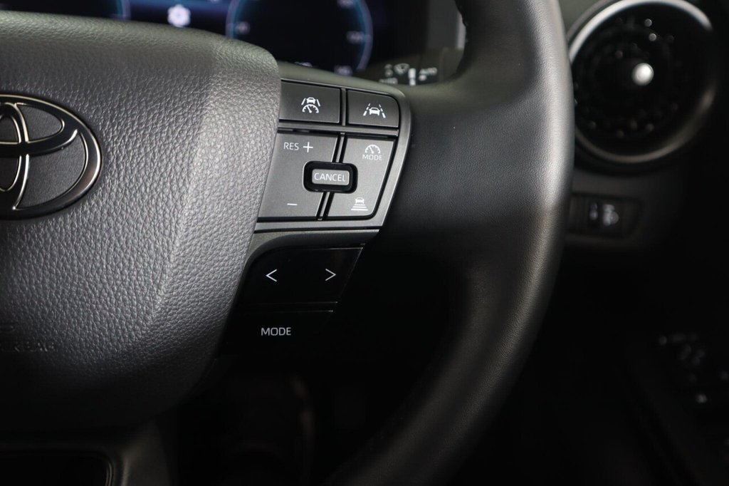 Used Toyota C-HR 2024 for sale - 77153626: Photo 17