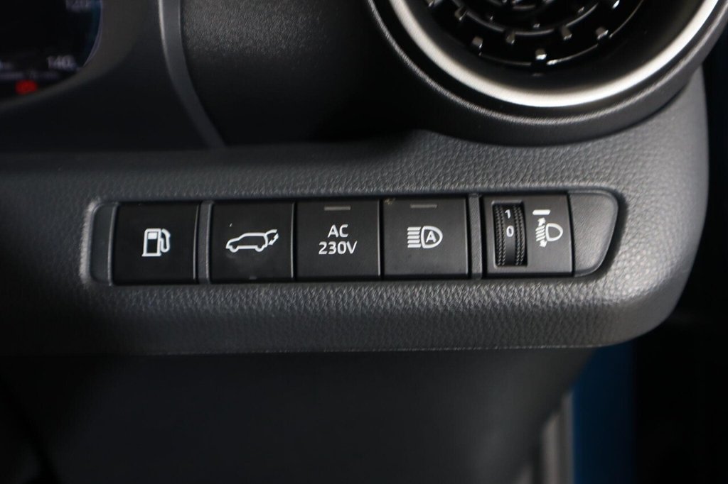 Used Toyota C-HR 2024 for sale - 77153626: Photo 25