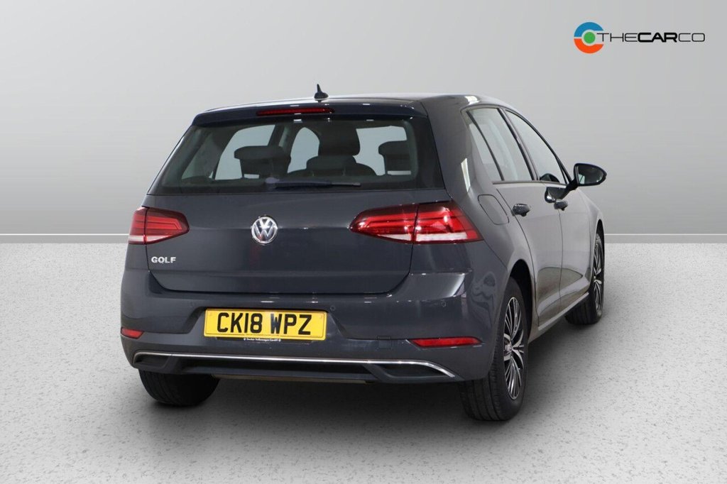 Used Volkswagen Golf 2018 for sale - 76632470: Photo 11
