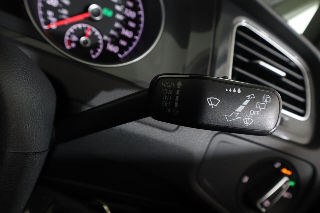 Used Volkswagen Golf 2018 for sale - 76632470: Photo 18