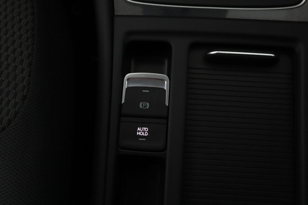 Used Volkswagen Golf 2018 for sale - 76632470: Photo 22