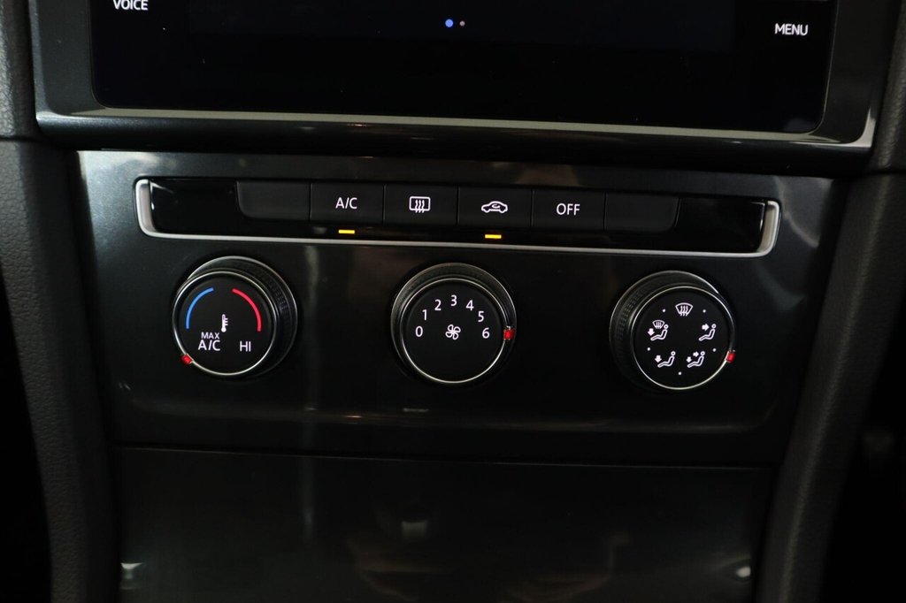 Used Volkswagen Golf 2018 for sale - 76632470: Photo 23