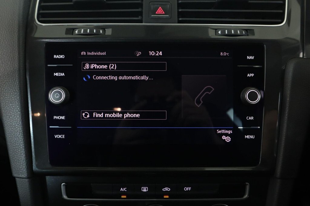 Used Volkswagen Golf 2018 for sale - 76632470: Photo 38