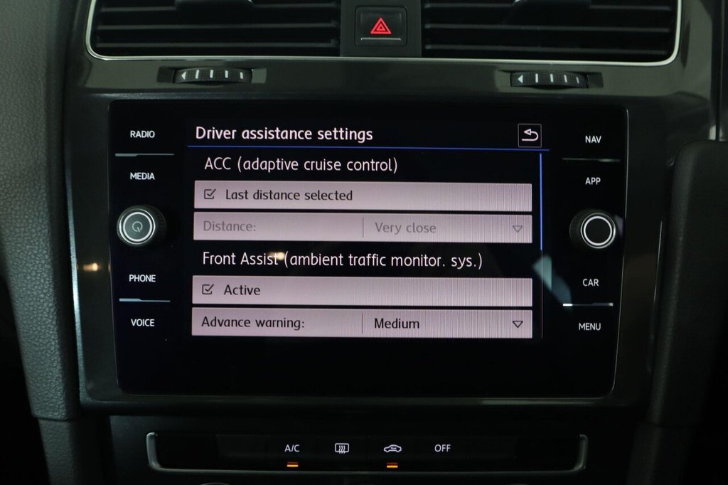 Used Volkswagen Golf 2018 for sale - 76632470: Photo 47