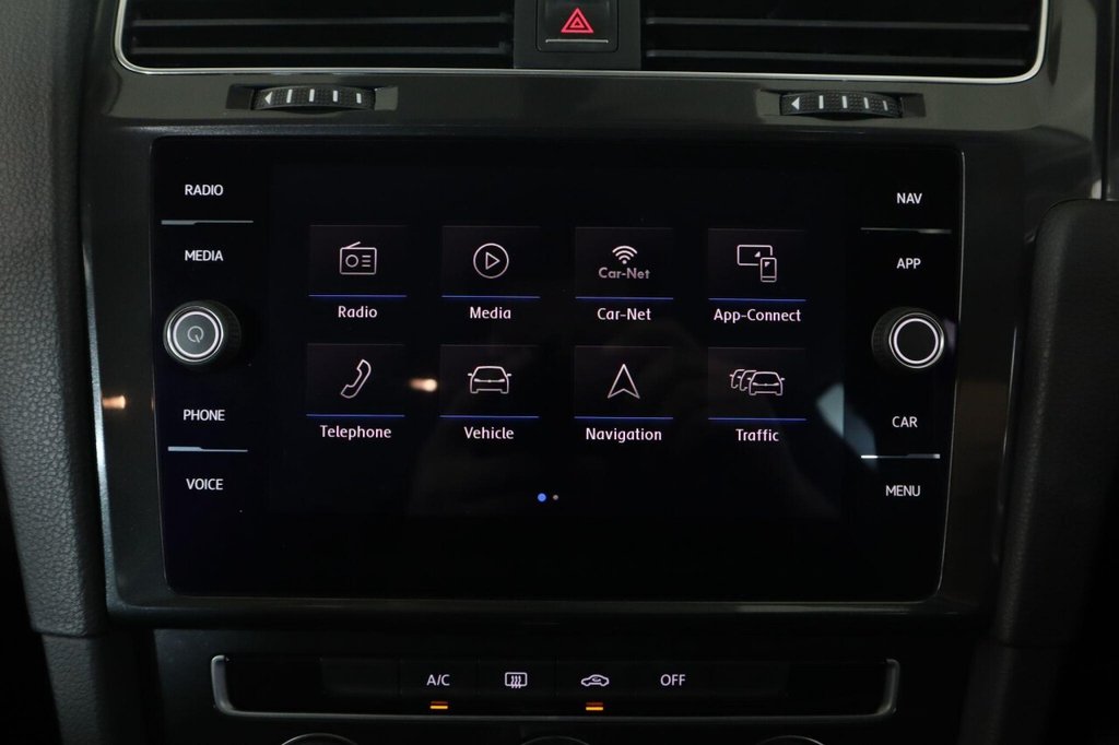 Used Volkswagen Golf 2018 for sale - 76632470: Photo 50