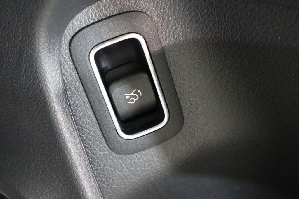 Used Mercedes-Benz CLA 2023 for sale - 76923709: Photo 20