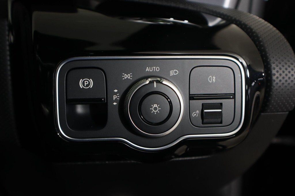 Used Mercedes-Benz CLA 2020 for sale - 77227037: Photo 23