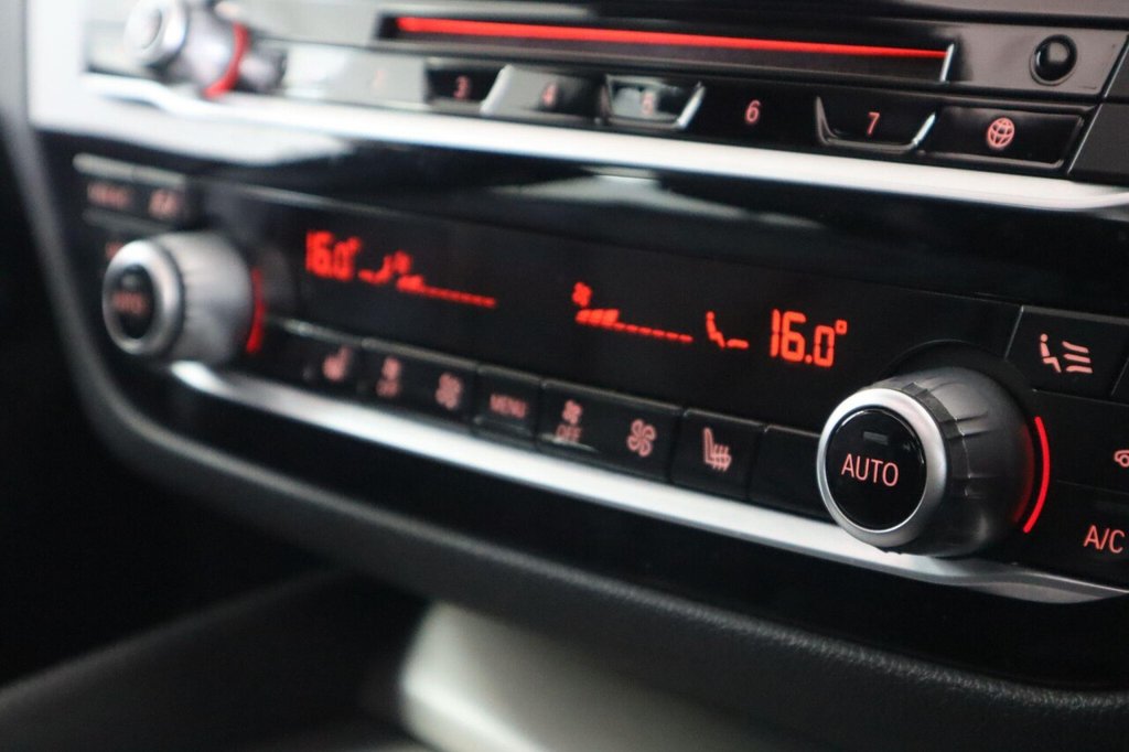 Used BMW 6 Series 2018 for sale - 77667311: Photo 40