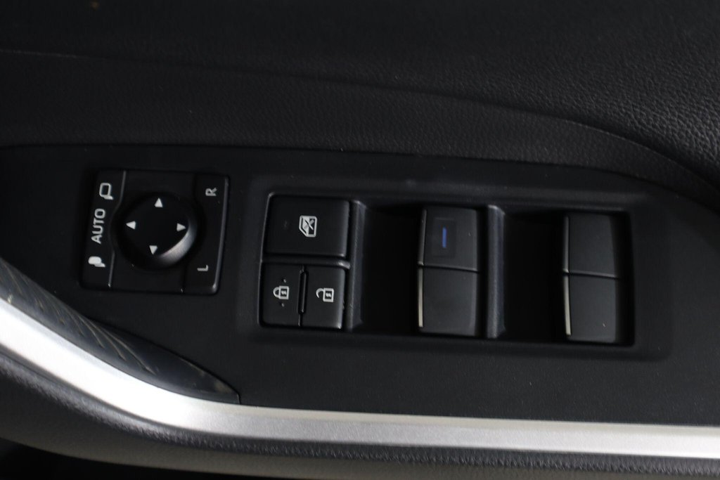 Used Toyota RAV4 2020 for sale - 78212727: Photo 28
