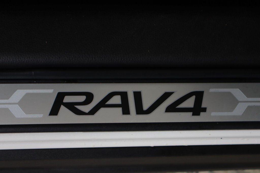 Used Toyota RAV4 2020 for sale - 78212727: Photo 48
