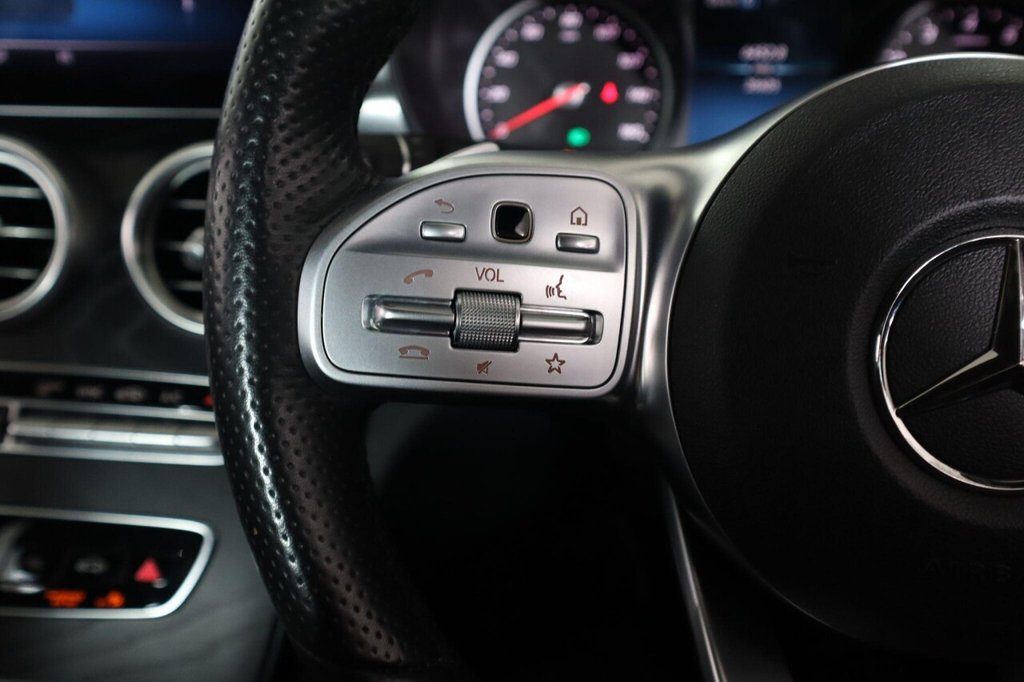 Used Mercedes-Benz C Class 2019 for sale - 76582903: Photo 18