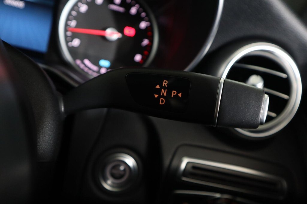 Used Mercedes-Benz C Class 2019 for sale - 76582903: Photo 19