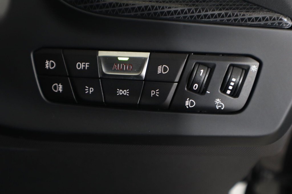 Used BMW 1 Series 2024 for sale - 77157788: Photo 23