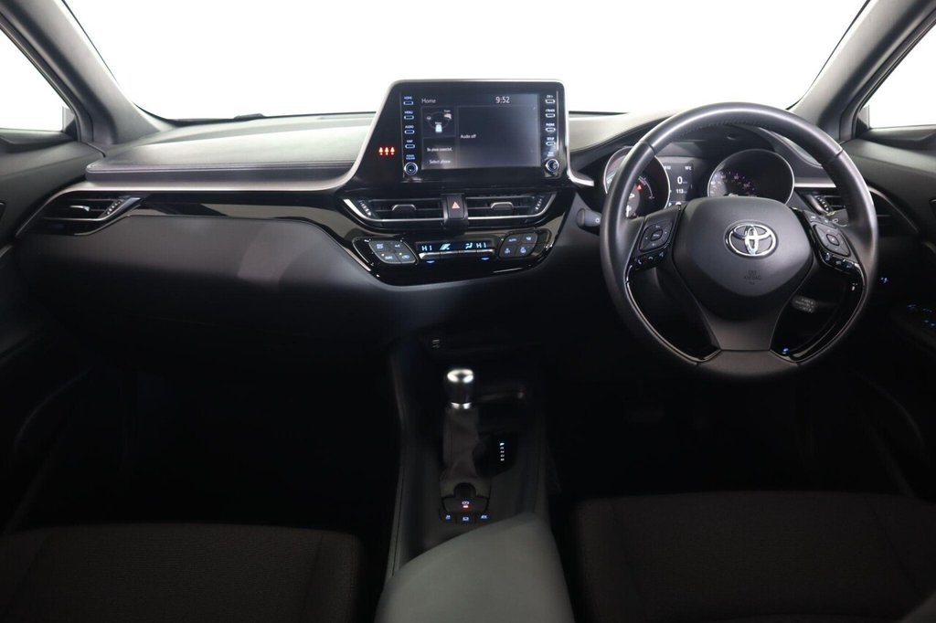Used Toyota C-HR 2023 for sale - 78154113: Photo 12