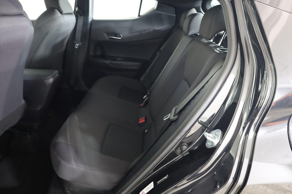 Used Toyota C-HR 2023 for sale - 78154113: Photo 16