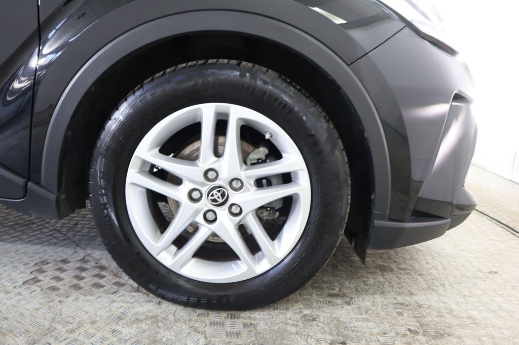 Used Toyota C-HR 2023 for sale - 78154113: Photo 26