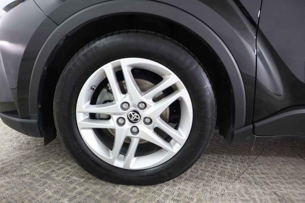 Used Toyota C-HR 2023 for sale - 78154113: Photo 29