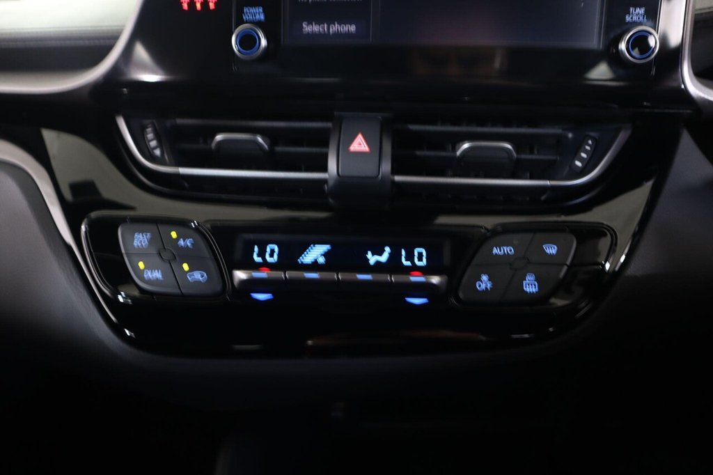 Used Toyota C-HR 2023 for sale - 78154113: Photo 30