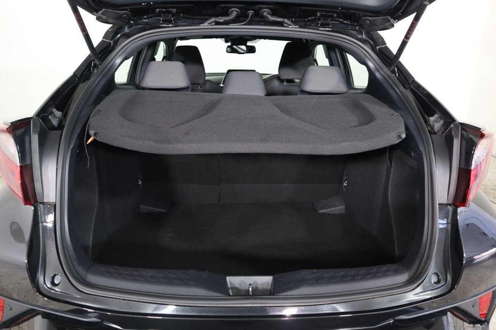 Used Toyota C-HR 2023 for sale - 78154113: Photo 40