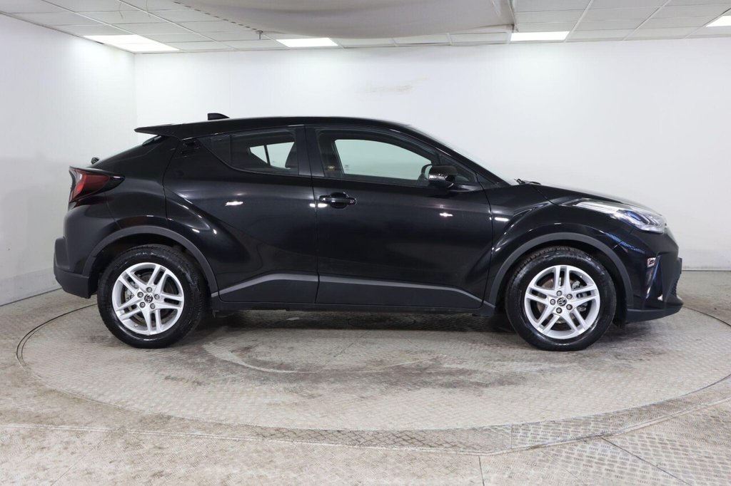 Used Toyota C-HR 2023 for sale - 78154113: Photo 9