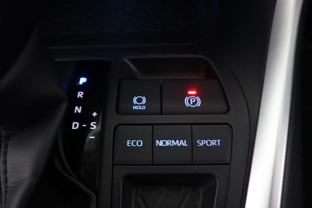 Used Toyota RAV4 2021 for sale - 77477401: Photo 23