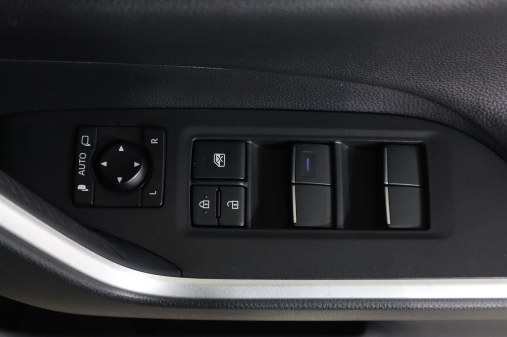 Used Toyota RAV4 2021 for sale - 77477401: Photo 27