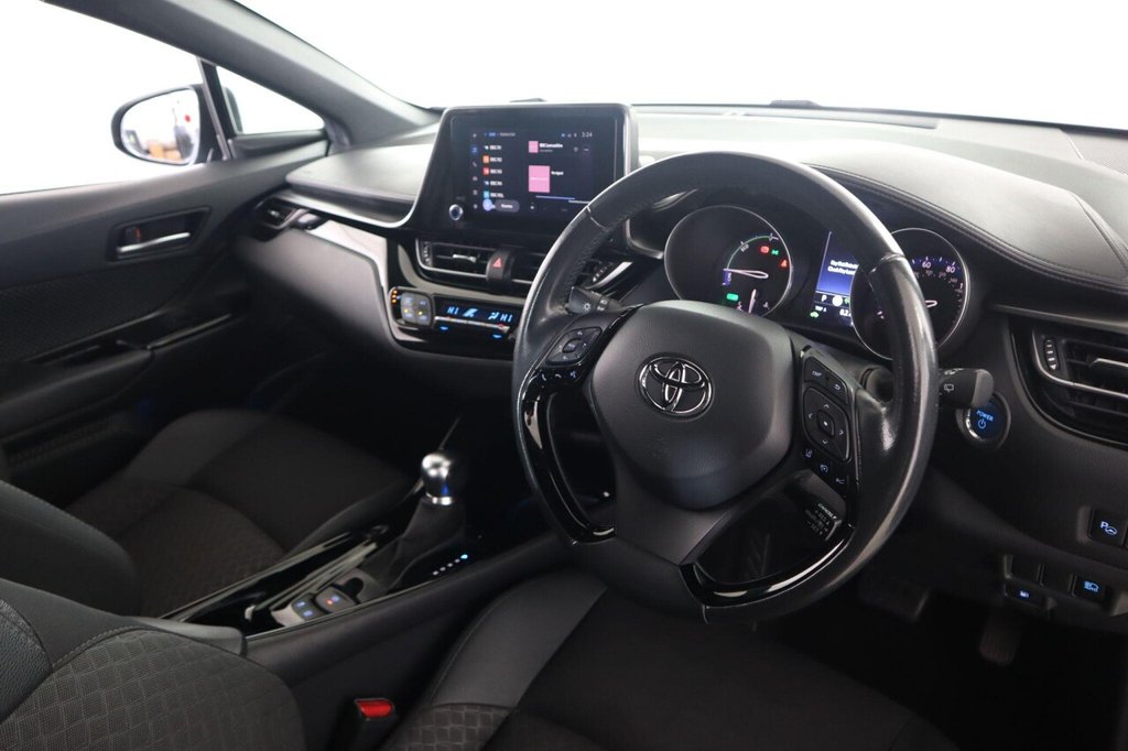 Used Toyota C-HR 2022 for sale - 76496317: Photo 12