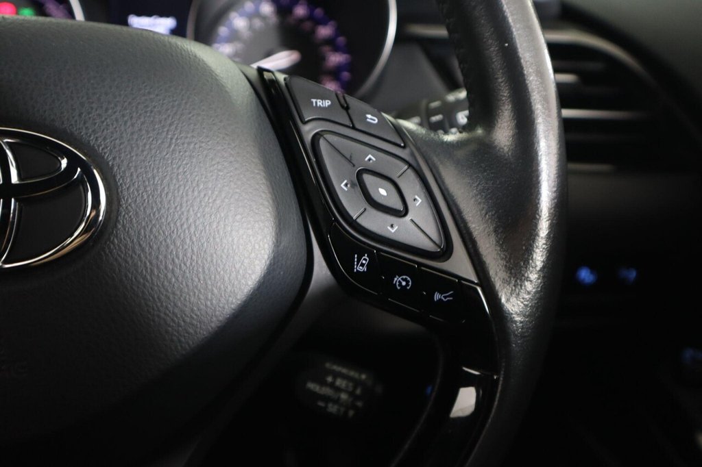 Used Toyota C-HR 2022 for sale - 76496317: Photo 18