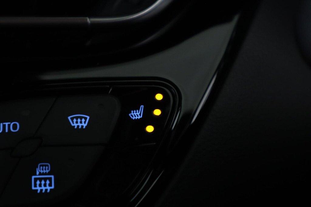 Used Toyota C-HR 2022 for sale - 76496317: Photo 24