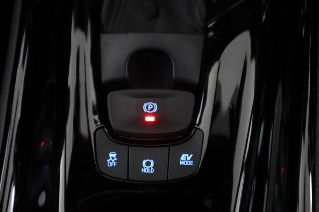 Used Toyota C-HR 2022 for sale - 76496317: Photo 26