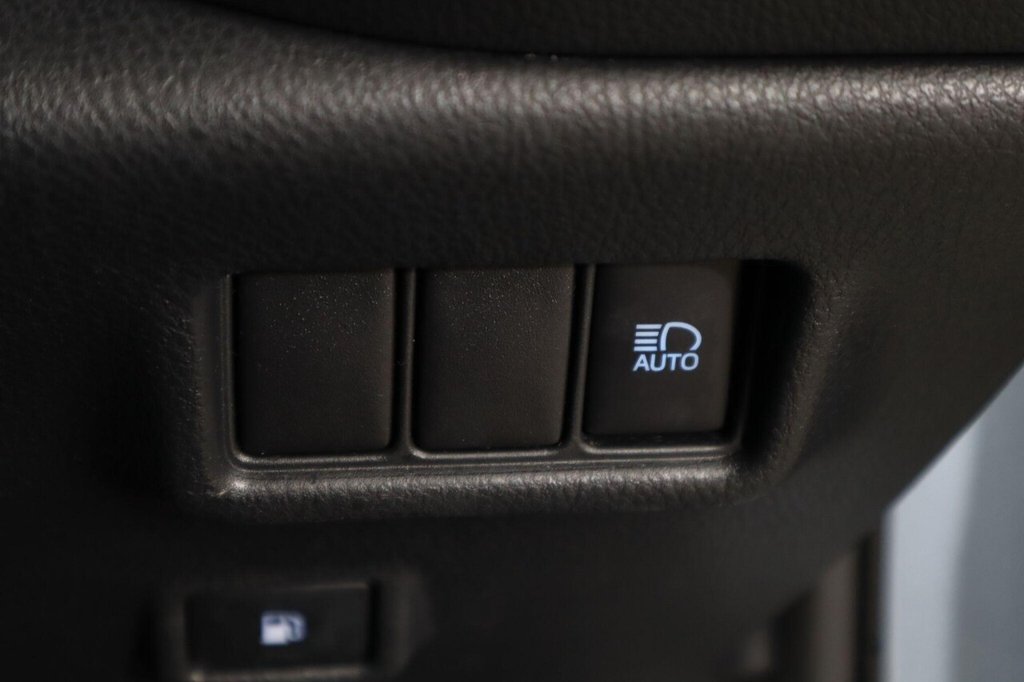 Used Toyota C-HR 2022 for sale - 76496317: Photo 28