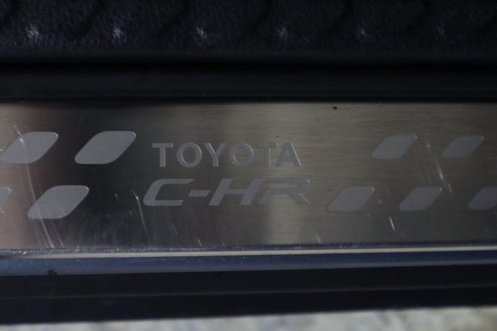 Used Toyota C-HR 2022 for sale - 76496317: Photo 47