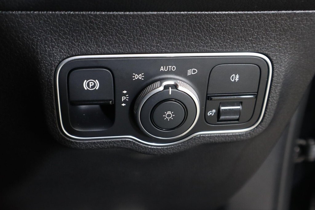 Used Mercedes-Benz GLB 2024 for sale - 76617826: Photo 25