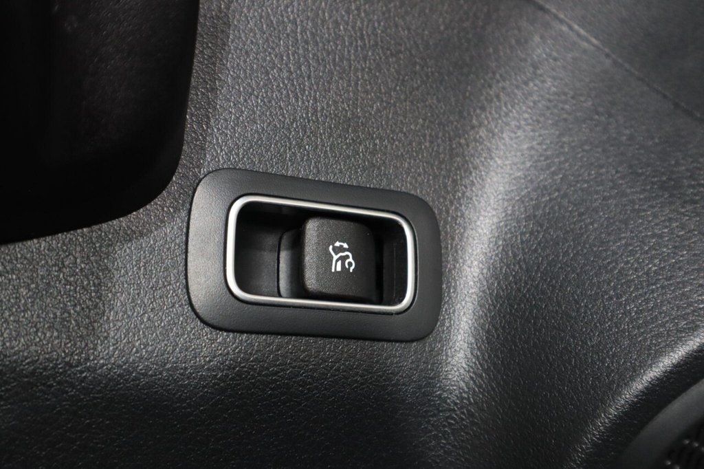 Used Mercedes-Benz GLB 2024 for sale - 76617826: Photo 26