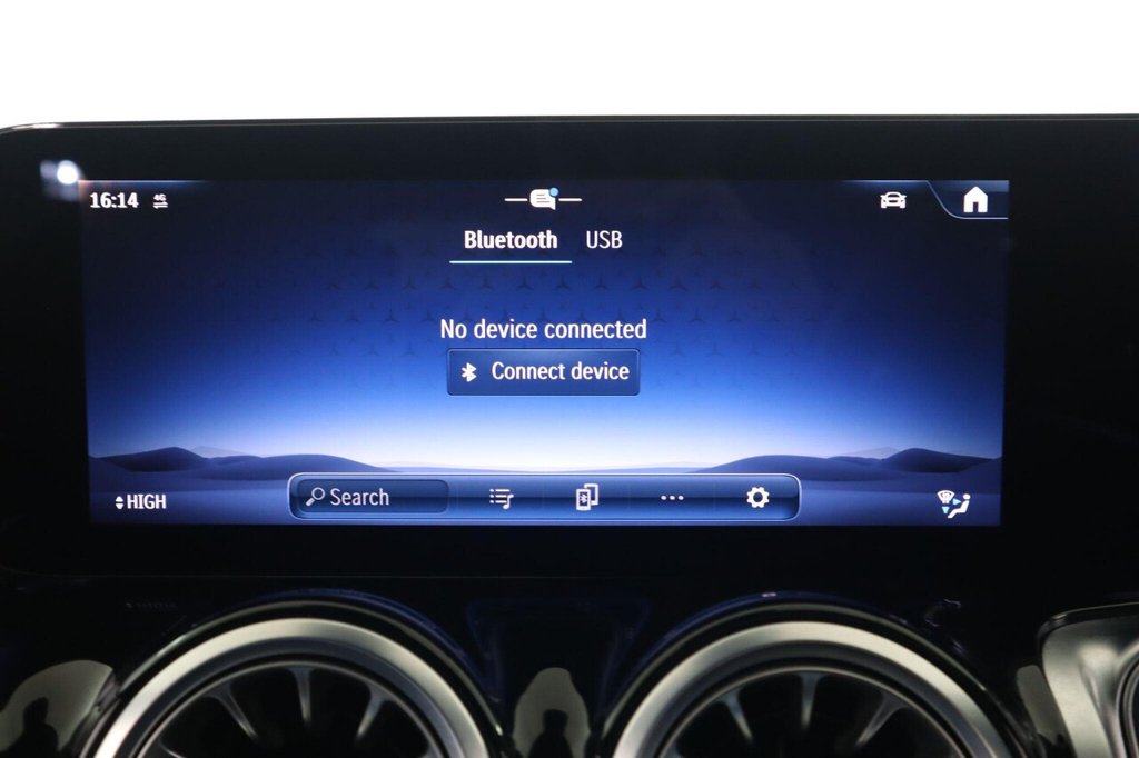 Used Mercedes-Benz GLB 2024 for sale - 76617826: Photo 43