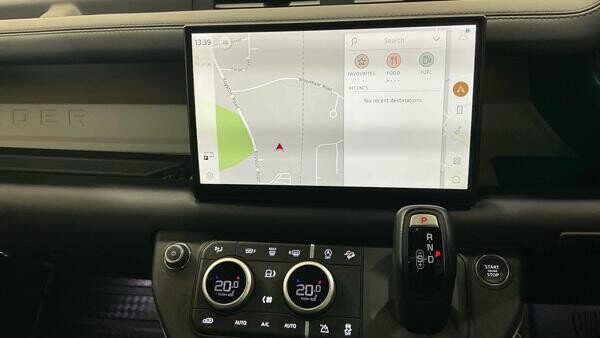 Used Land Rover Defender 2023 for sale - 77765343: Photo 12