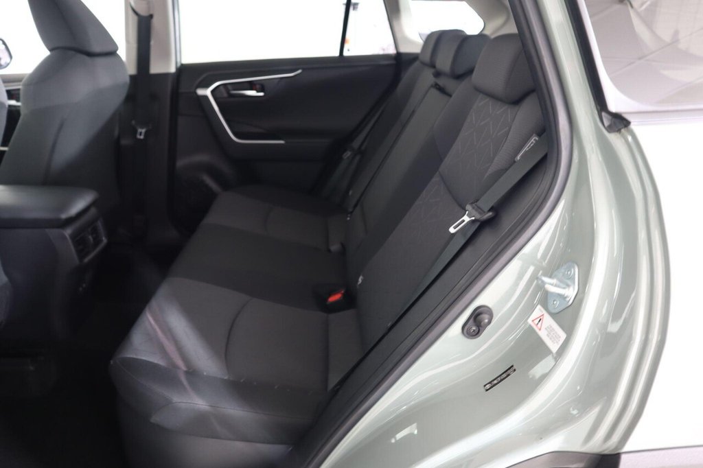 Used Toyota RAV4 2021 for sale - 77121832: Photo 16