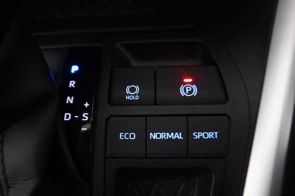 Used Toyota RAV4 2021 for sale - 77121832: Photo 24