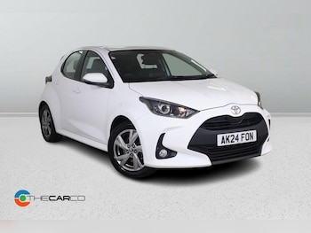 Used Toyota Yaris 2024 for sale - 79300710: Photo