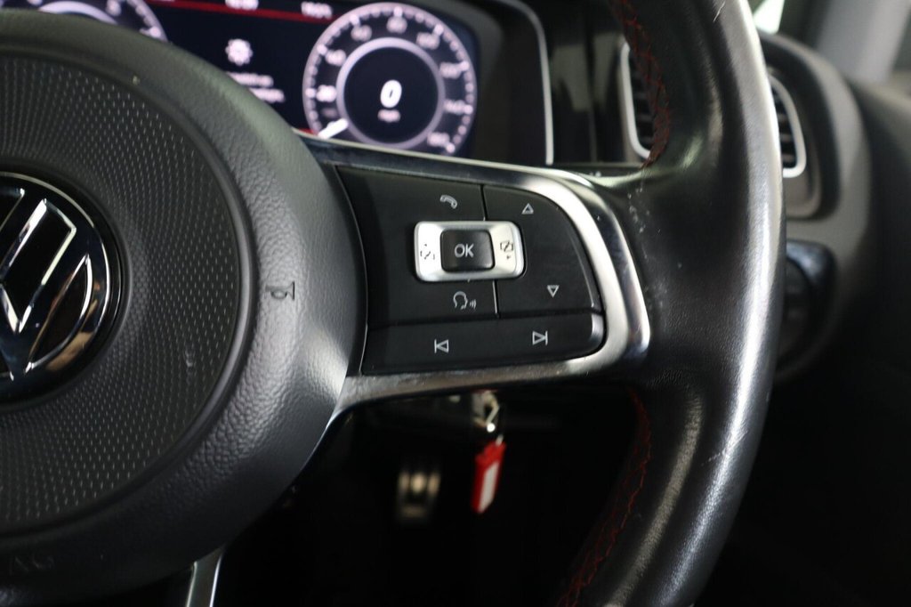 Used Volkswagen Golf 2018 for sale - 76604984: Photo 18