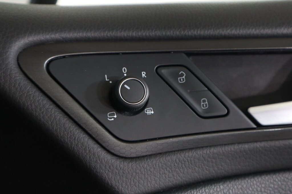 Used Volkswagen Golf 2018 for sale - 76604984: Photo 28