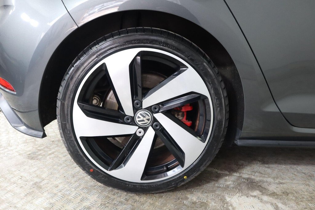 Used Volkswagen Golf 2018 for sale - 76604984: Photo 32